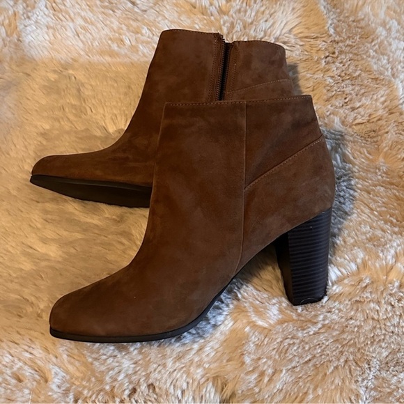 Cole Haan Brown Suede Ankle Boots Size 10 - Picture 2 of 8
